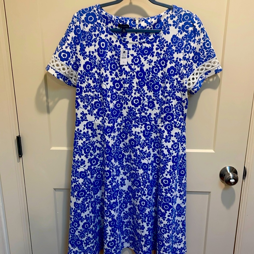 Talbots womens blue floral dress